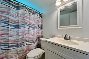 200 Northampton J, West Palm Beach, FL 33417 - Photo 8