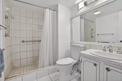 8921 S Hollybrook Boulevard #209, Pembroke Pines, FL 33025 - Photo 6