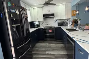 131 SE 3rd Ave, Dania Beach, FL 33004 - Photo 4