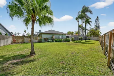 1074 Northumberland Court, Wellington, FL 33414 - Photo 4