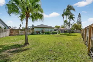 1074 Northumberland Ct, Wellington, FL 33414 - Photo 4