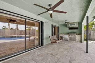 1074 Northumberland Ct, Wellington, FL 33414 - Photo 52