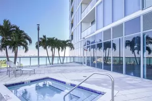 601 NE 36th St, Miami, FL 33137 - Photo 4