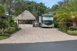 204 N Cortez Dr, Margate, FL 33068 - Photo 2