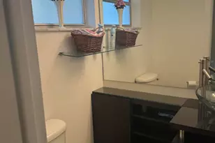 8205 NW 61st St, Tamarac, FL 33321 - Photo 14