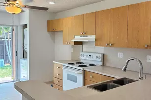 2301 Buttonwood Ave, Pembroke Pines, FL 33026 - Photo 2