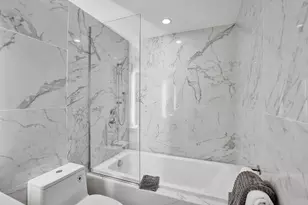 525 N Fort Lauderdale Beach Blvd, Fort Lauderdale, FL 33304 - Photo 20