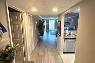 605 Oaks Dr, Pompano Beach, FL 33069 - Photo 10