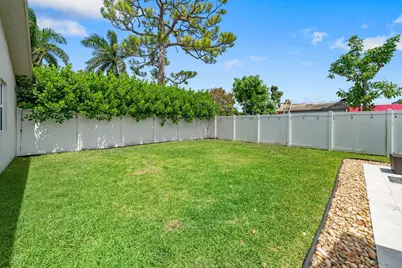167 Ponce De Leon Street, Royal Palm Beach, FL 33411 - Photo 30