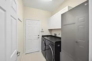 10415 Wellington Parc Dr, Wellington, FL 33449 - Photo 12