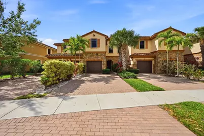 10415 Wellington Parc Drive, Wellington, FL 33449 - Photo 1