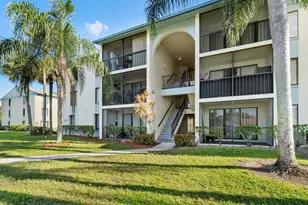 1108 Green Pine Blvd, West Palm Beach, FL 33409 - Photo 2