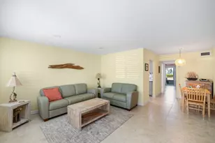 131 Doolen Ct, North Palm Beach, FL 33408 - Photo 4