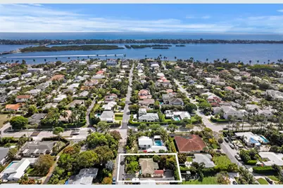 310 Russlyn Drive, West Palm Beach, FL 33405 - Photo 1