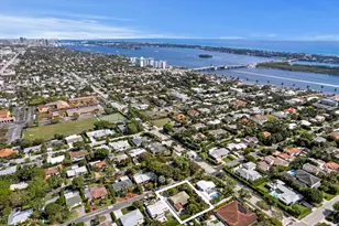 310 Russlyn Dr, West Palm Beach, FL 33405 - Photo 6