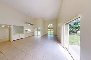 3149 Kingswood Terrace, Boca Raton, FL 33431 - Photo 2