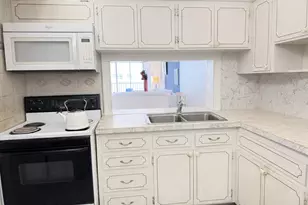 215 SE 3rd Ave, Hallandale Beach, FL 33009 - Photo 8