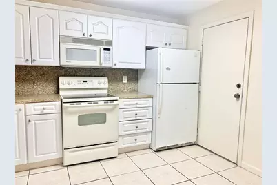 680 Tennis Club Drive #Unit 102, Fort Lauderdale, FL 33311 - Photo 4