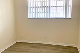 680 Tennis Club Dr, Fort Lauderdale, FL 33311 - Photo 10