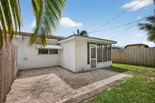 371 SE 1st Ave, Pompano Beach, FL 33060 - Photo 20