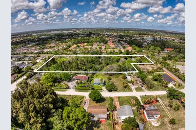 475 1st Street, West Palm Beach, FL 33413 - Photo 2