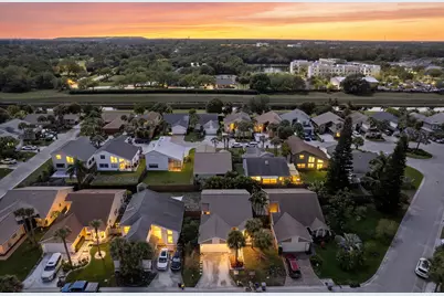 8584 Shawe Way, Boca Raton, FL 33433 - Photo 2