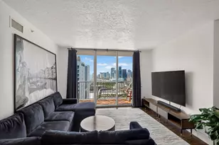 1750 N Bayshore Dr, Miami, FL 33132 - Photo 4