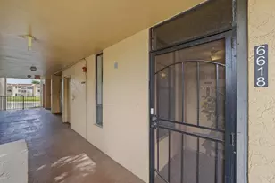 6618 Coral Lake Dr, Margate, FL 33063 - Photo 2