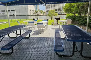 400 Leslie Dr, Hallandale Beach, FL 33009 - Photo 14