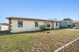 1449 W 35th St, Riviera Beach, FL 33404 - Photo 2