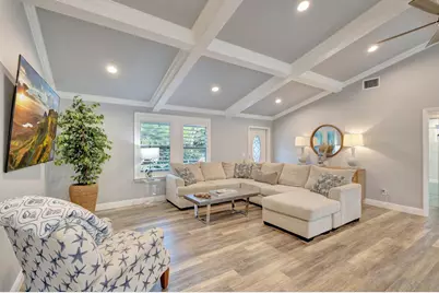 10600 SE Gomez Avenue, Hobe Sound, FL 33455 - Photo 14