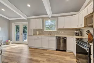 10600 SE Gomez Ave, Hobe Sound, FL 33455 - Photo 20