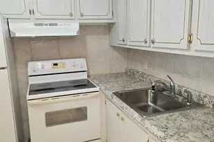 278 Windsor, West Palm Beach, FL 33417 - Photo 6