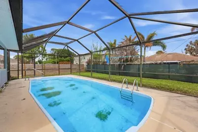 331 NW Dearman Street, Port Saint Lucie, FL 34983 - Photo 22