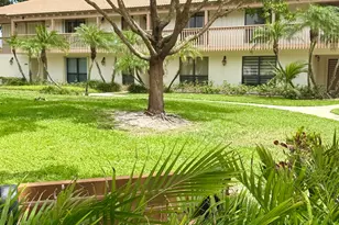 464 Brackenwood Ln S, Palm Beach Gardens, FL 33418 - Photo 44