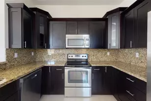 632 NE 20th St, Wilton Manors, FL 33305 - Photo 8