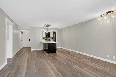 918 SW 9th Street Circle #105, Boca Raton, FL 33486 - Photo 10