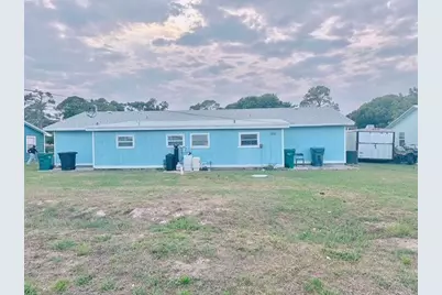 5012 Killarney Avenue, Fort Pierce, FL 34951 - Photo 2