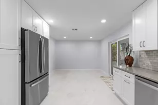 324 Sandpiper Ave, Royal Palm Beach, FL 33411 - Photo 12