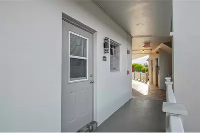 5171 W Oakland Park Boulevard #207, Lauderdale Lakes, FL 33313 - Photo 14