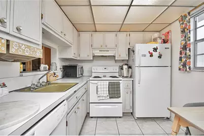 5171 W Oakland Park Boulevard #207, Lauderdale Lakes, FL 33313 - Photo 12