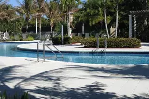 6510 Emerald Dunes Dr, West Palm Beach, FL 33411 - Photo 10