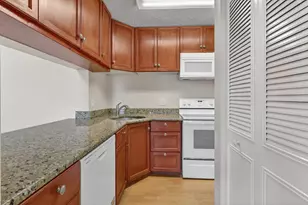 624 Sea Pine Way, Greenacres, FL 33415 - Photo 14