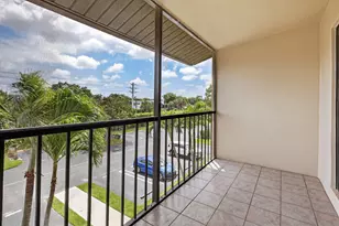 624 Sea Pine Way, Greenacres, FL 33415 - Photo 32