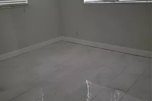 4805 NW 35th St, Lauderdale Lakes, FL 33319 - Photo 8