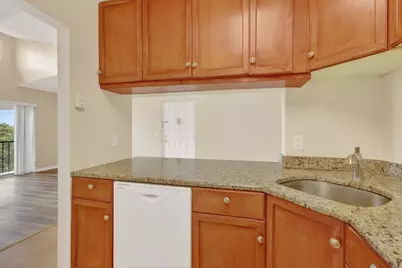 624 Sea Pine Way #B3, Greenacres, FL 33415 - Photo 16