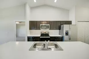 3631 SW Kromrey St, Port Saint Lucie, FL 34953 - Photo 12