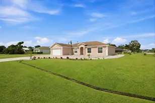 602 SW Kenyoun St, Port Saint Lucie, FL 34983 - Photo 2