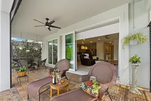 10460 SW Captiva Dr, Port Saint Lucie, FL 34953 - Photo 16