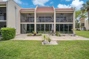 1823 Presidential Way, West Palm Beach, FL 33401 - Photo 8